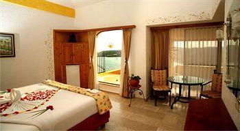 Готель Casa Del Mar Huatulco Екстер'єр фото